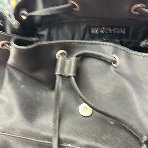 Kenneth Cole Reaction Black Backpack with Durable Design - Picture 3 of 6